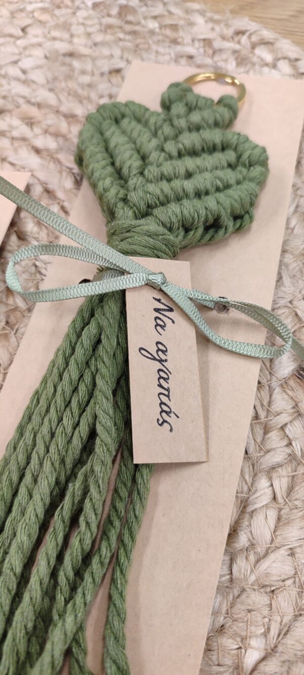 Μπρελόκ μακραμέ καρδιά με μήνυμα